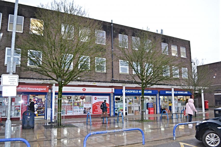 Flat Broadfield Barton in Crawley