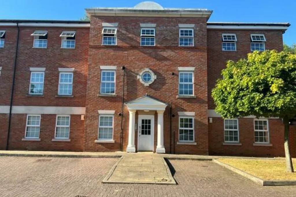 Flat Fusilier Way in Weedon Bec