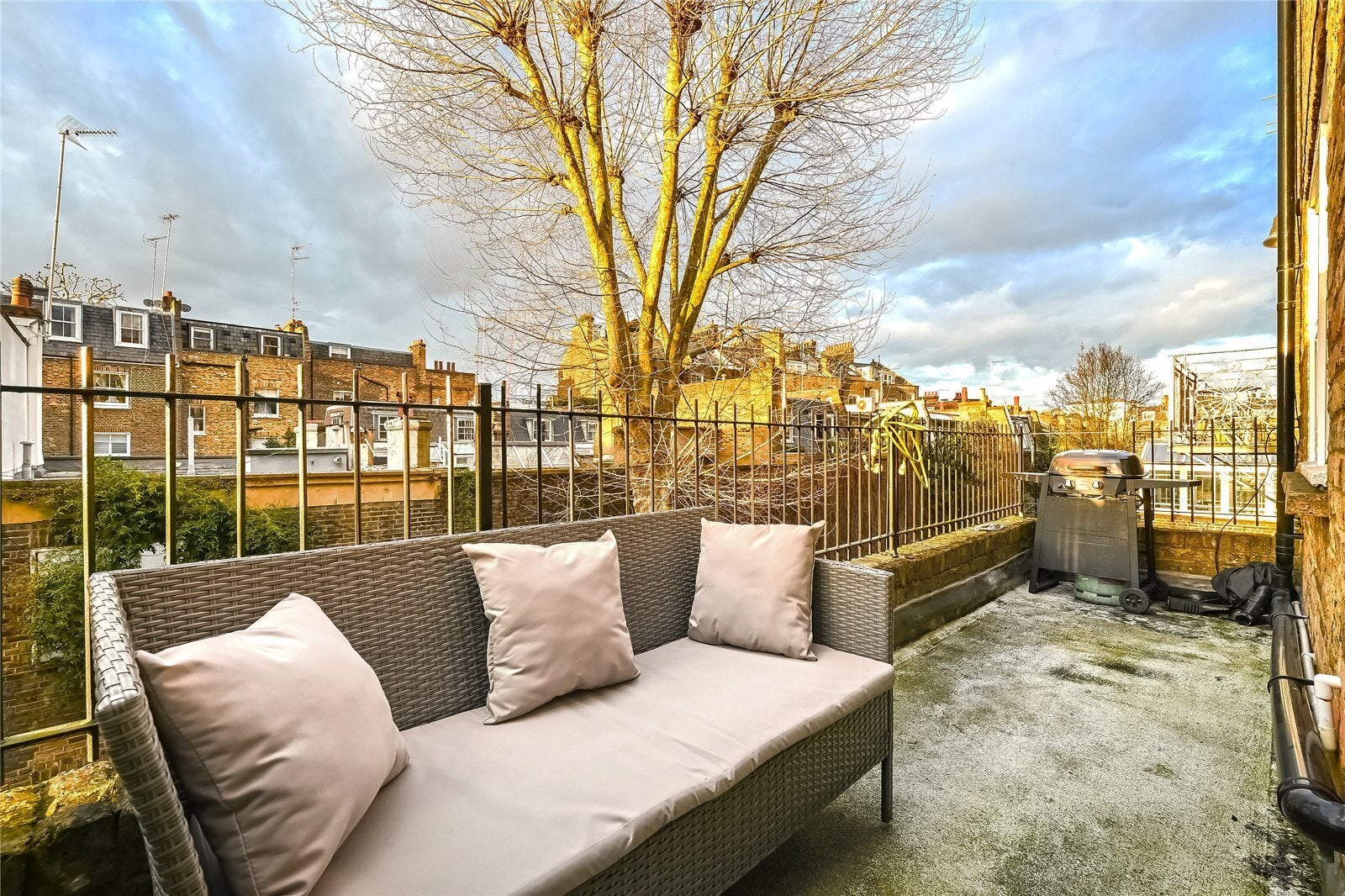 Flat Lexham Gardens in Greater London