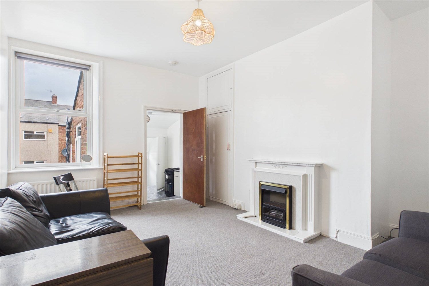 Flat Whitefield Terrace in Newcastle upon Tyne