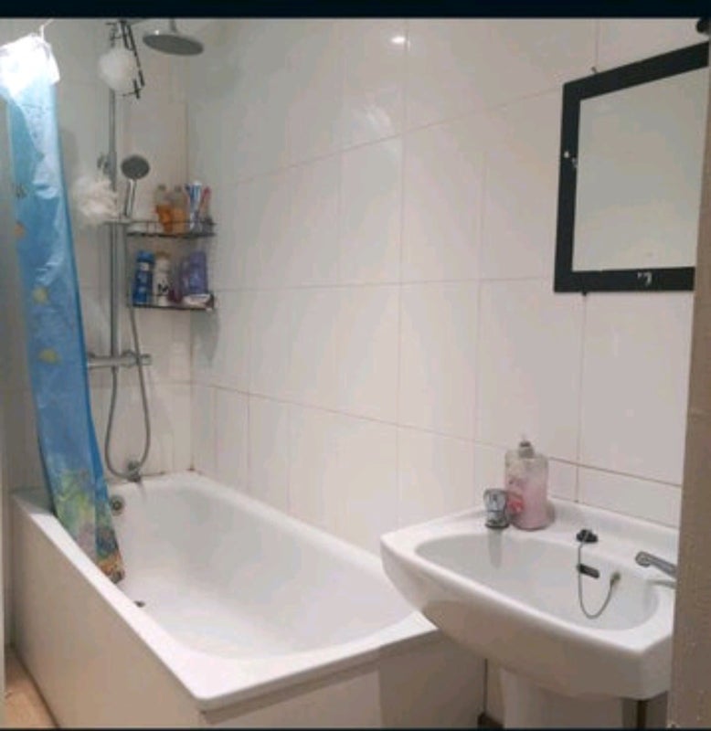 Room Upper Elmers End Road in Greater London