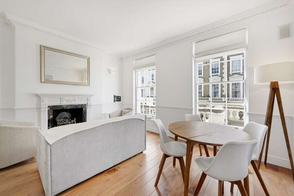Flat Alderney Street in City of Westminster