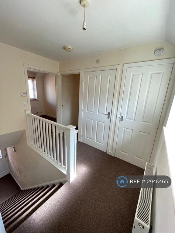 House Stackyard Close in Leicester Forest East