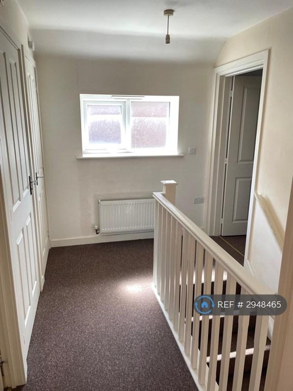 House Stackyard Close in Leicester Forest East