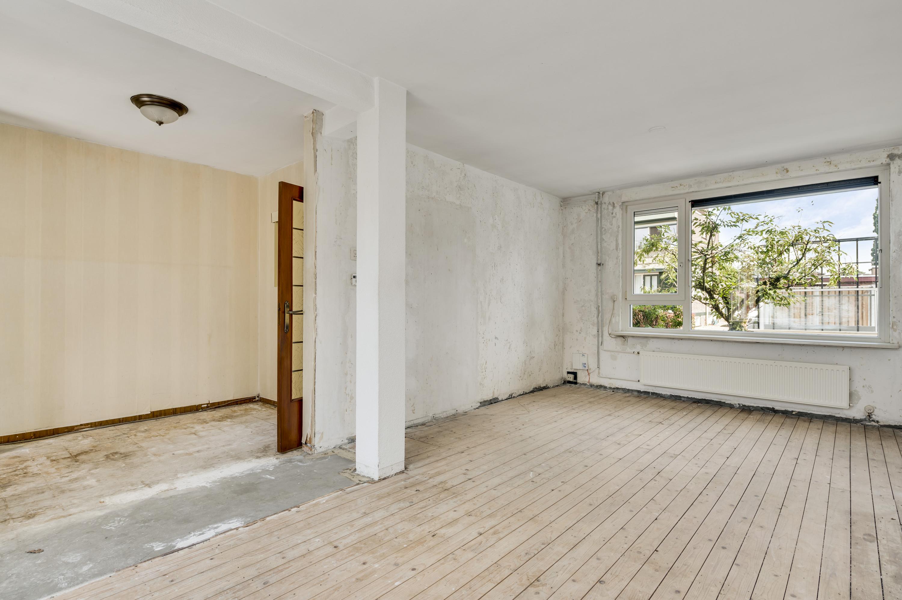 Tussenwoning te koop: Gulikstraat 35, Weert