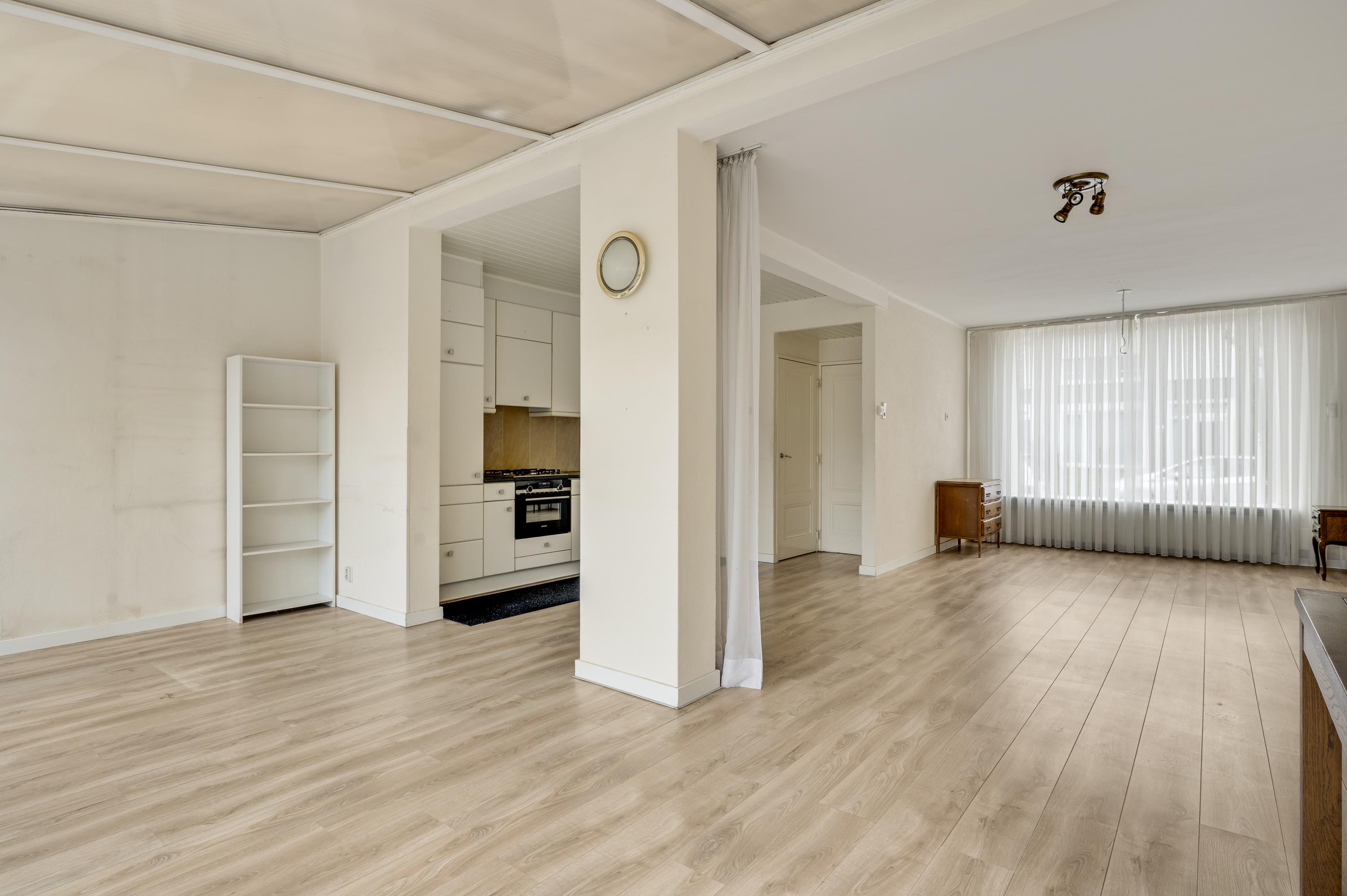 Tussenwoning te koop: Kapittelstraat 22, Weert