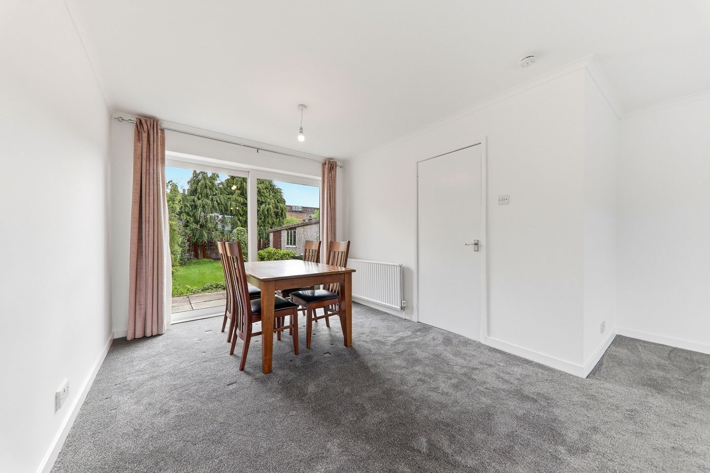 House Thornleigh Avenue in Wakefield