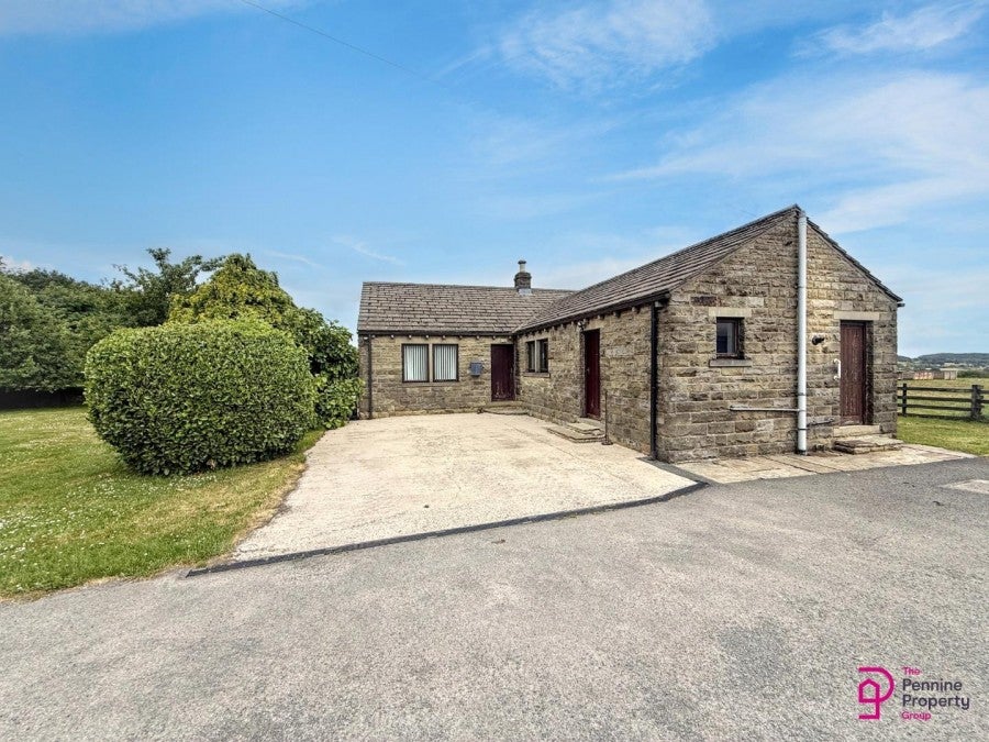 House Gunthwaite Lane in Sheffield