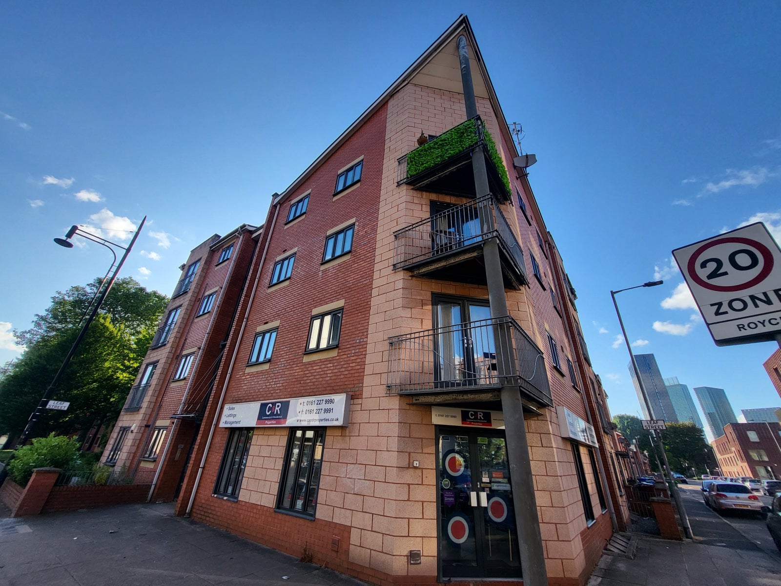 Flat STRETFORD ROAD in Manchester