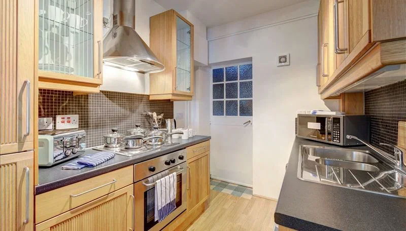 Flat Fulham Road in Greater London