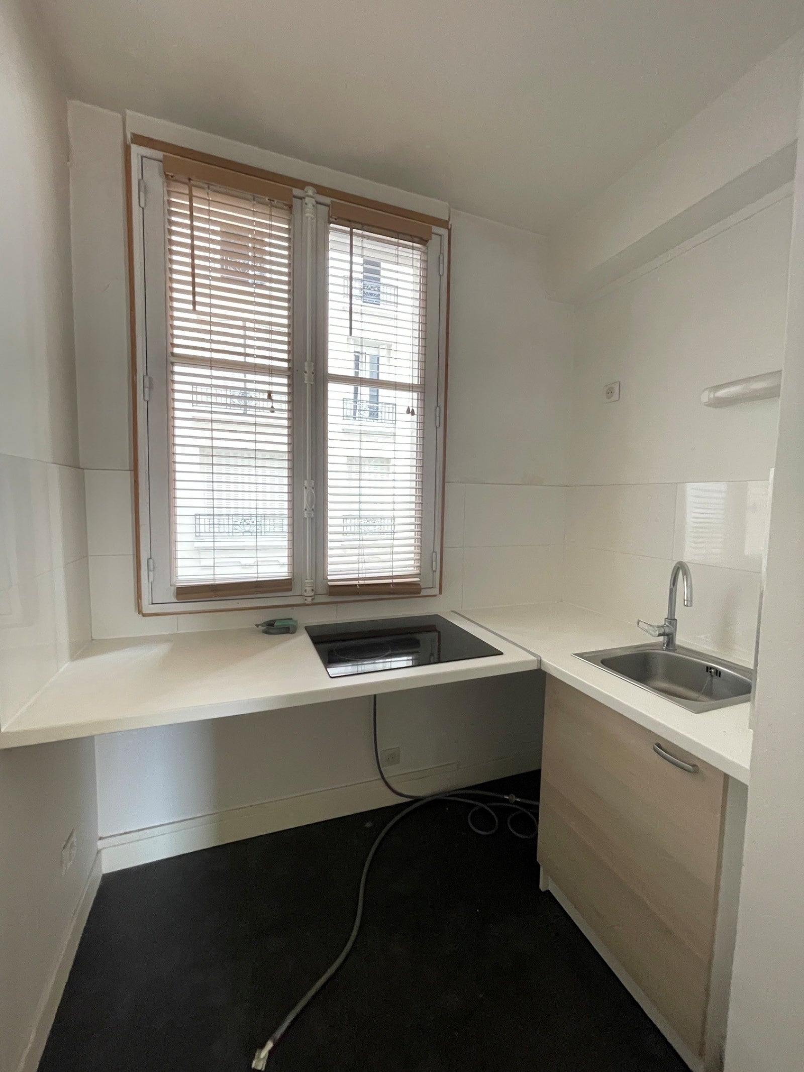 Flat Place Saint-Jean in Paris