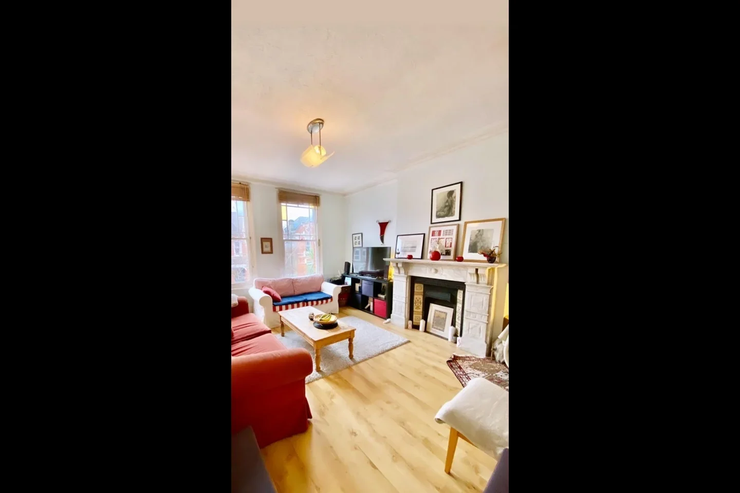 Flat Fairfield Road in Greater London