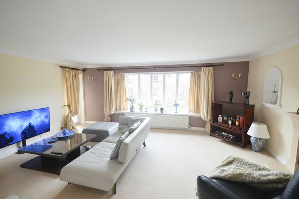 Flat Ladybrook Road in Stockport