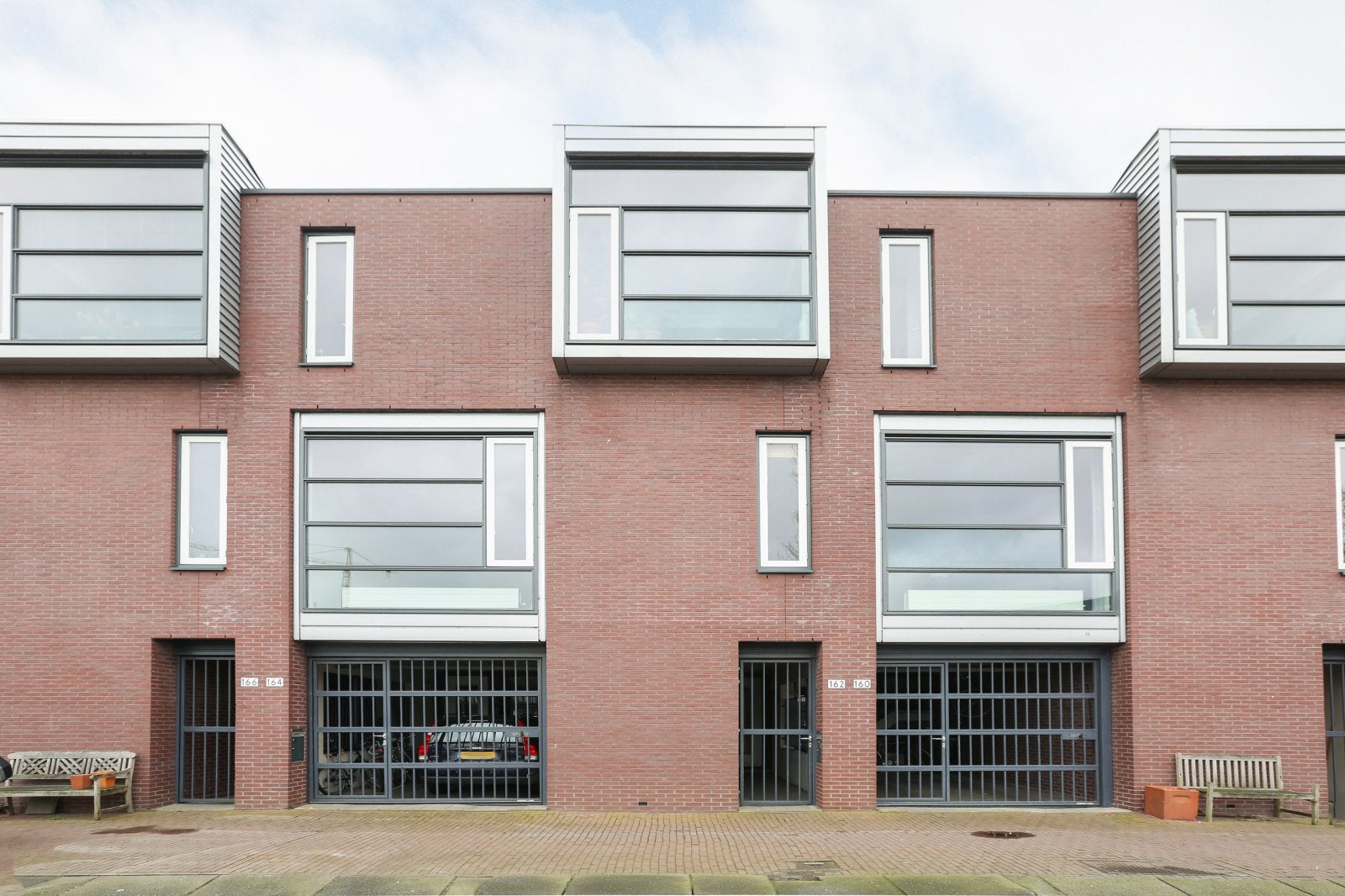 Flat Stuurmankade in Amsterdam
