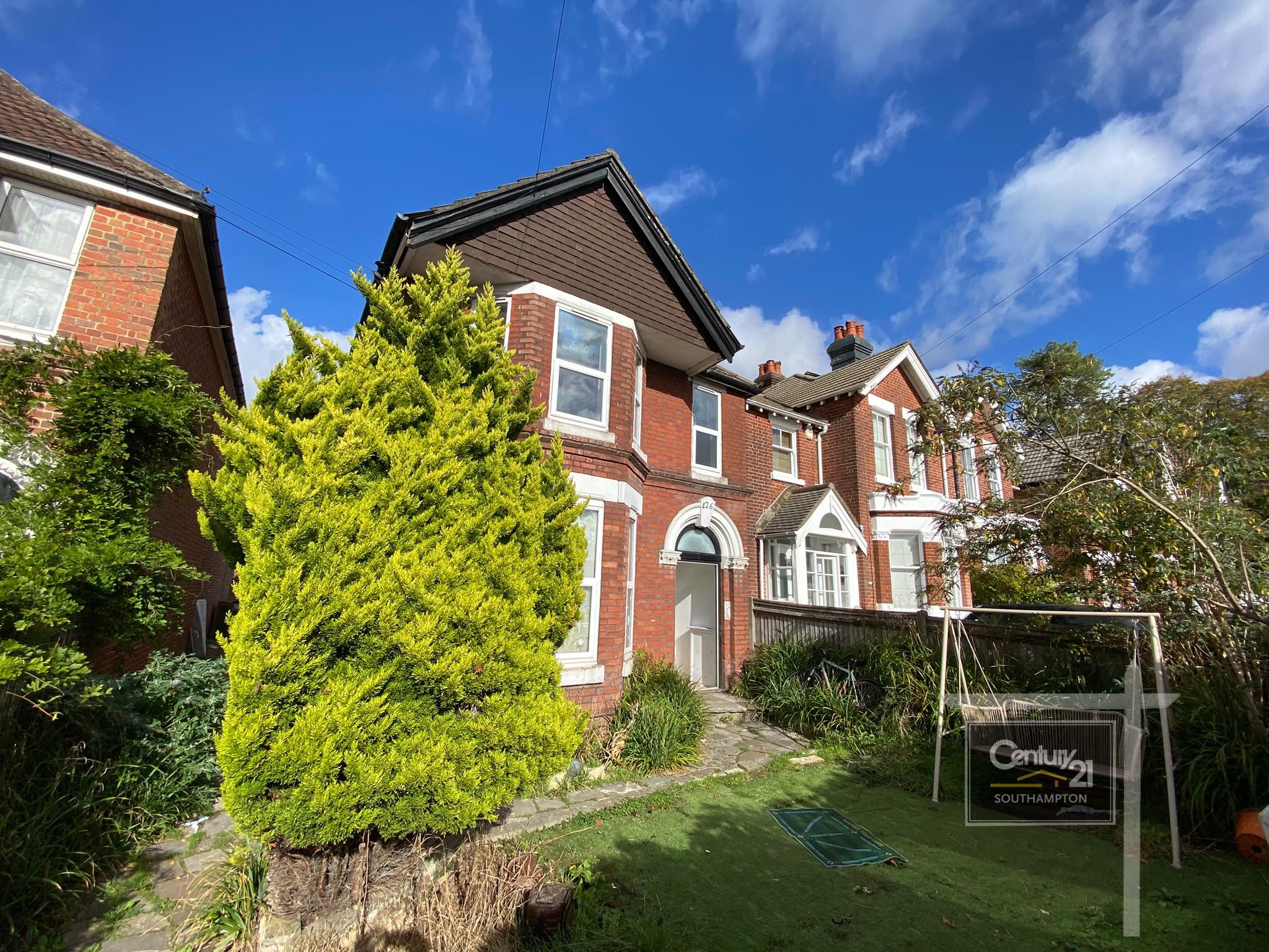 Flat Winchester Road in Southampton