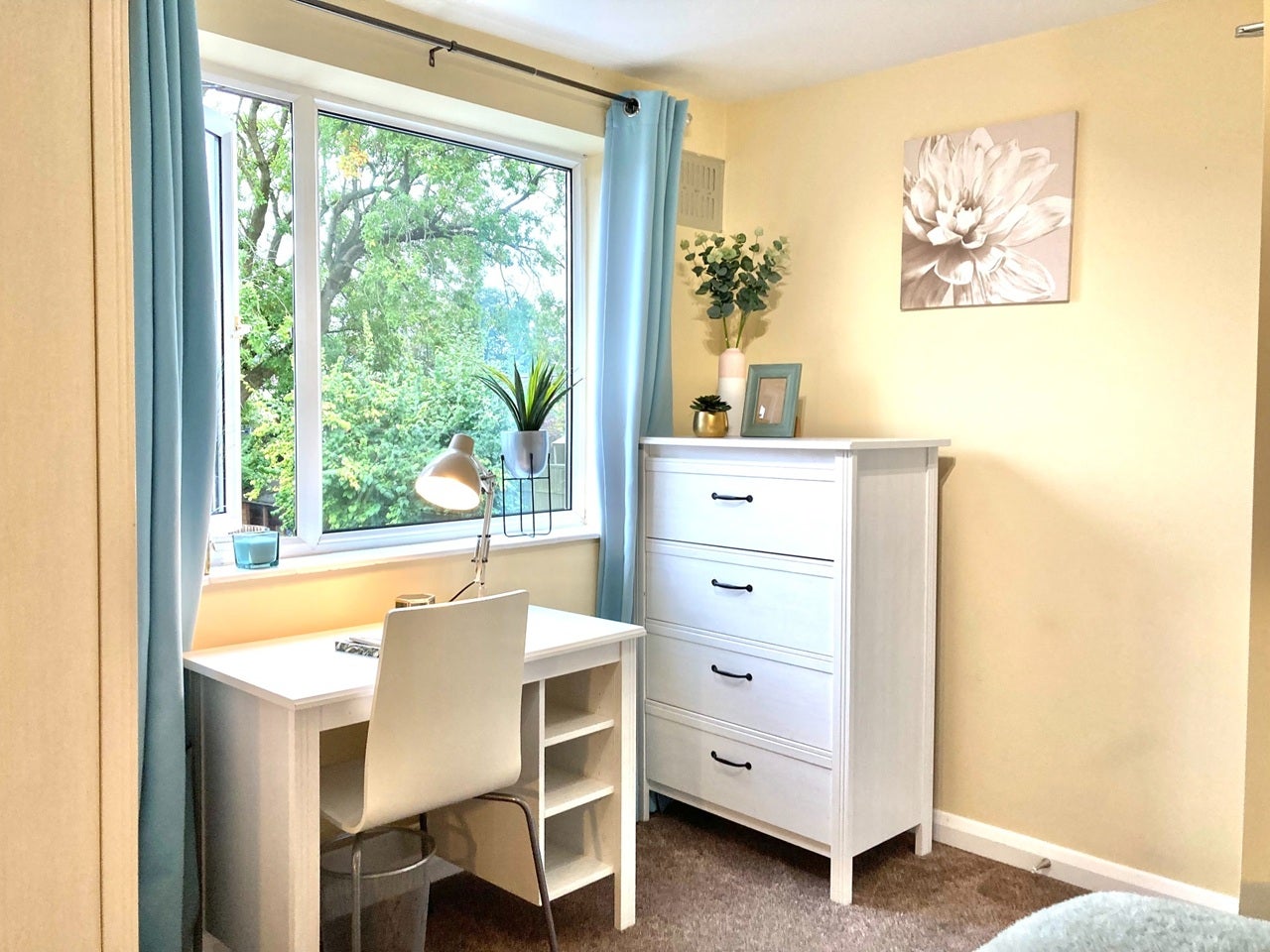 Room Row Town in Borough of Runnymede