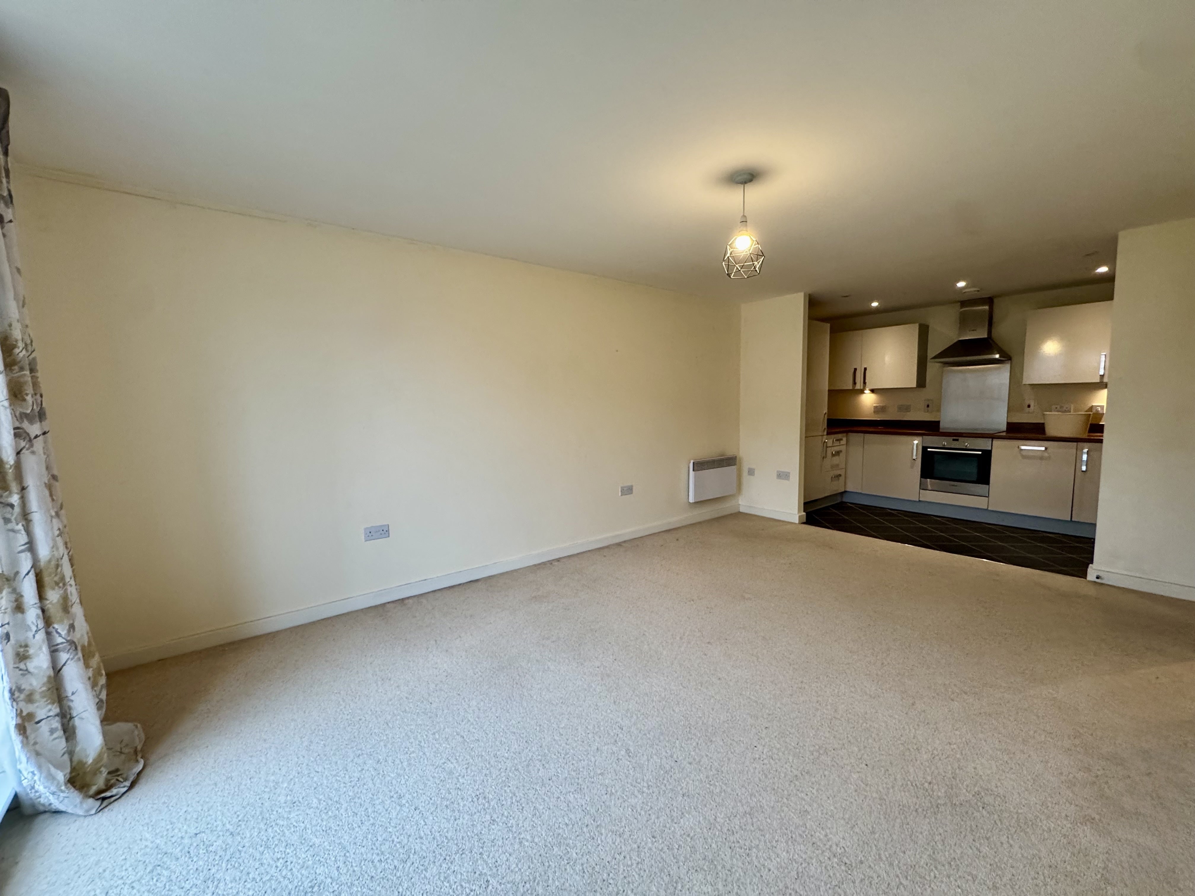 Flat Viridian Square in Aylesbury