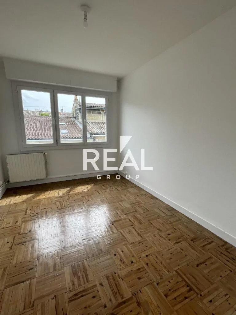 Flat Rue Succursale in Bordeaux