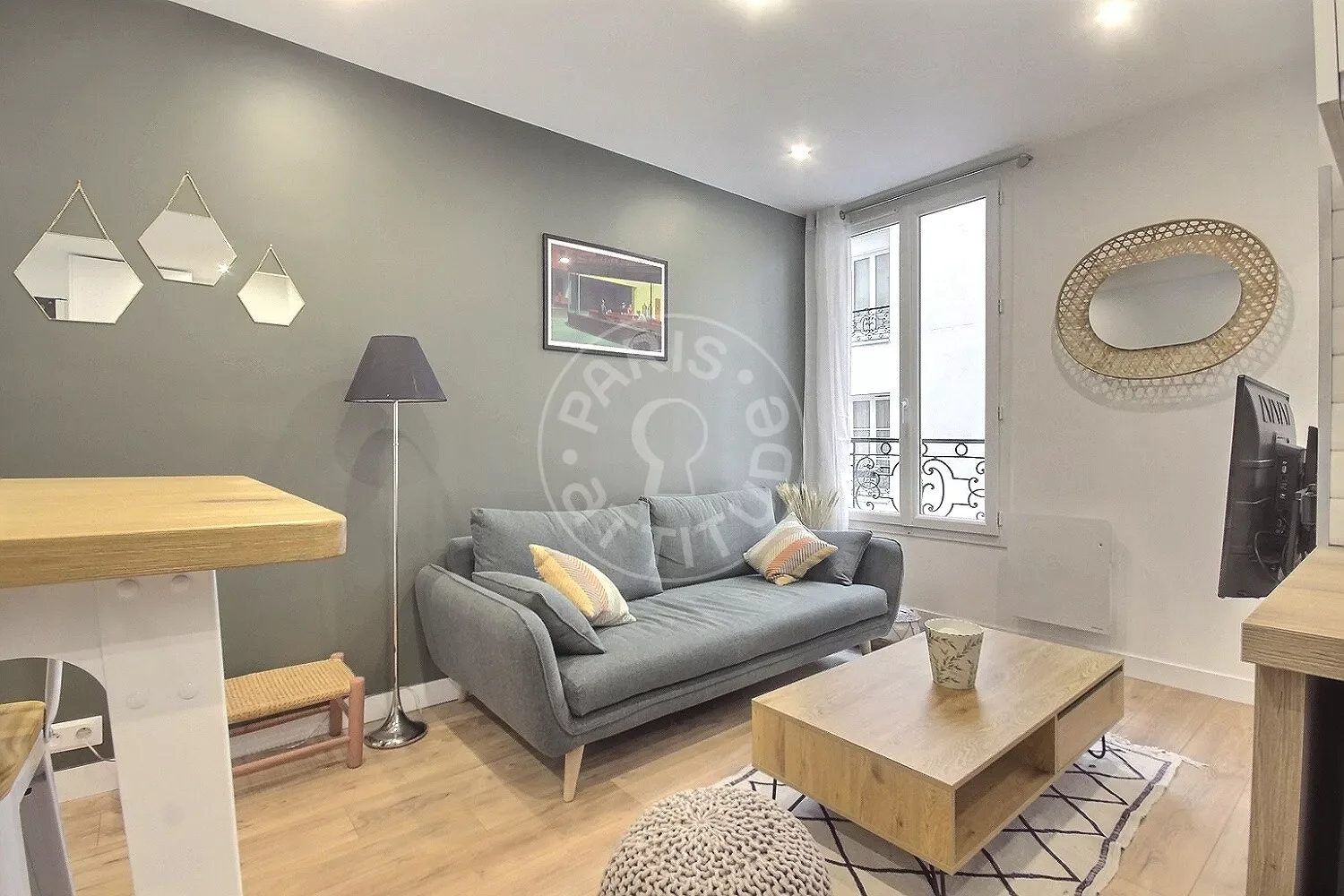 Flat Rue du Général Blaise in Paris