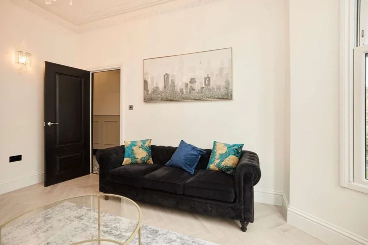 House Grayling Road in Greater London