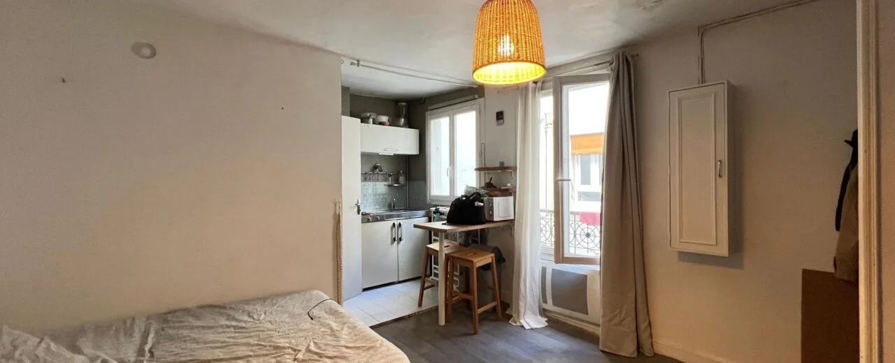 Flat Rue Claude-Rodier in Paris