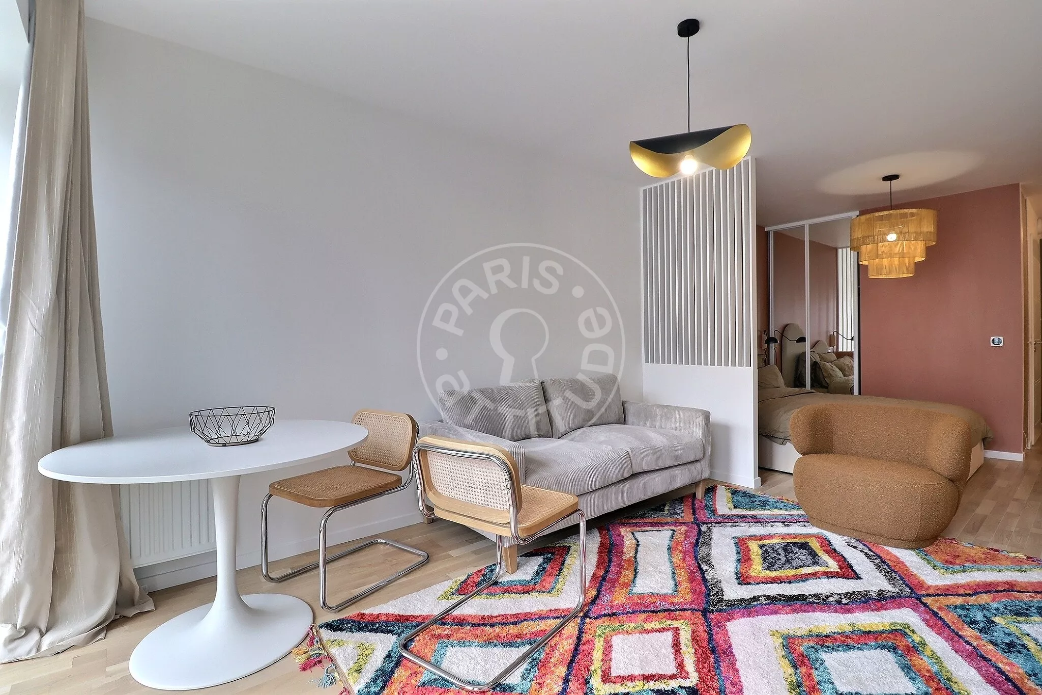 Appartement Rue Philippe de Girard à Paris
