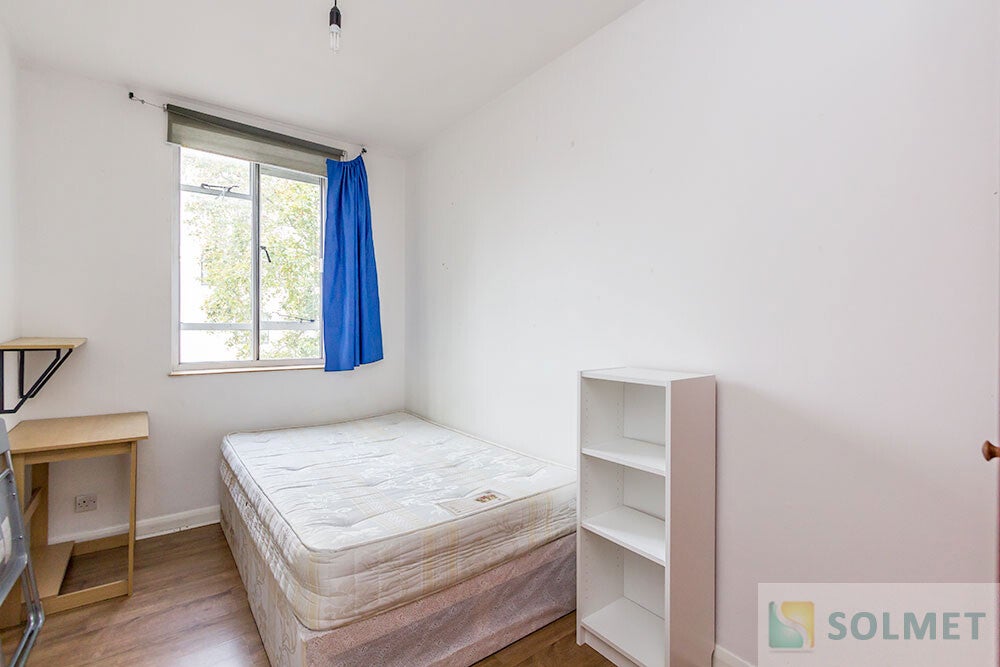 Flat Leinster Gardens in City of Westminster