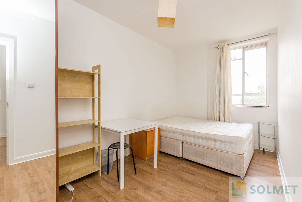 Flat Leinster Gardens in City of Westminster