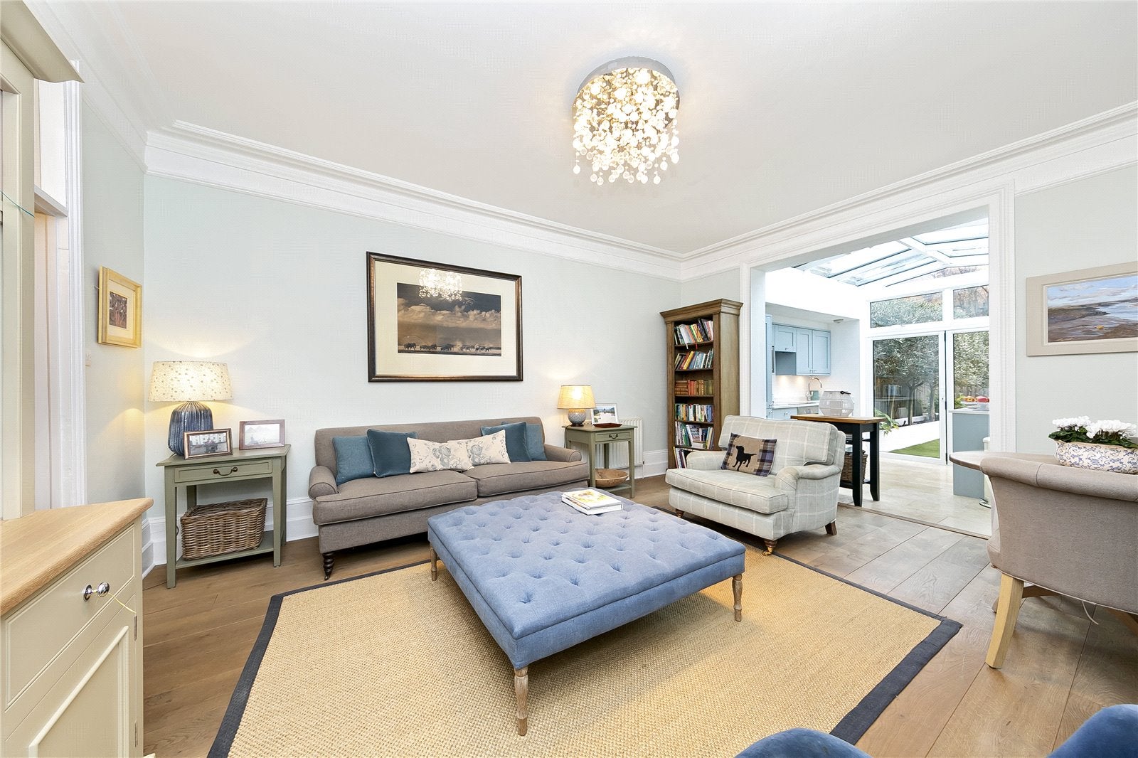 Flat Morley Road in Greater London