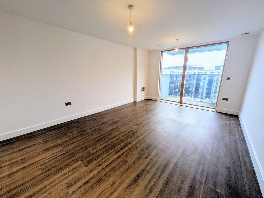 Flat Loampit Vale in Greater London