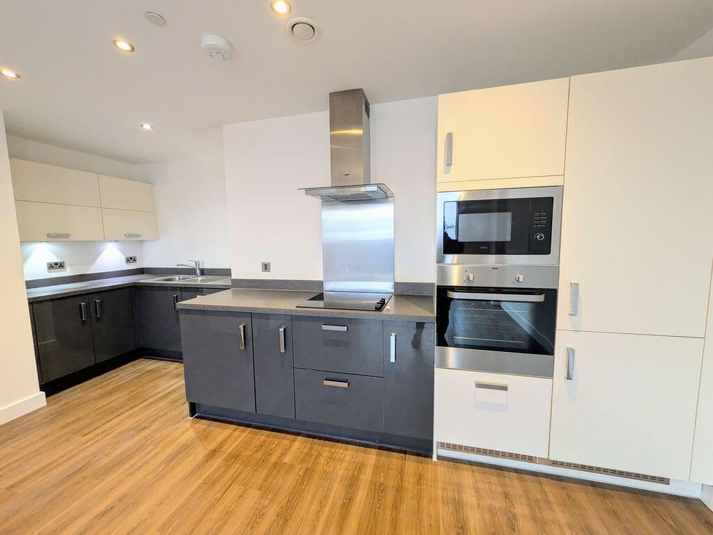 Flat Loampit Vale in Greater London