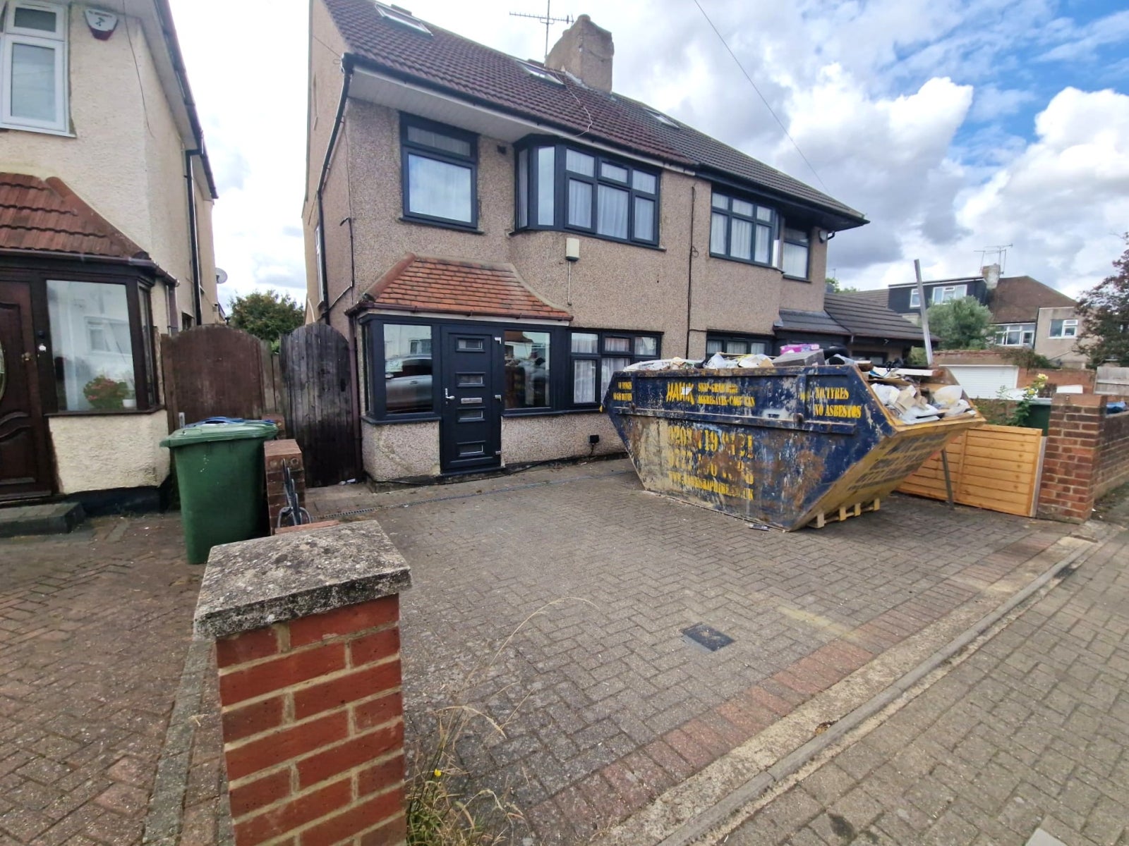 House Eastleigh Avenue in Greater London