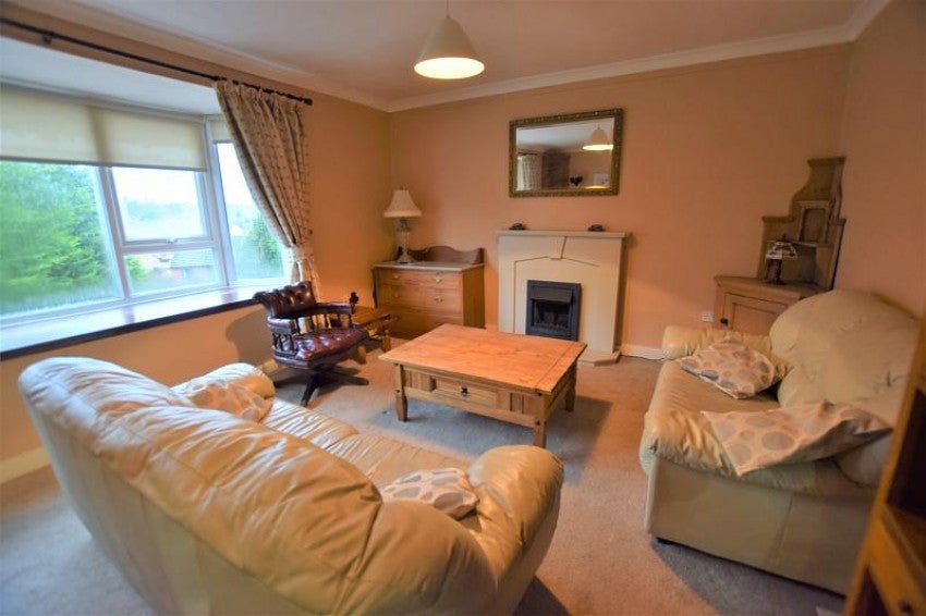 Flat Prestbury Road in Macclesfield