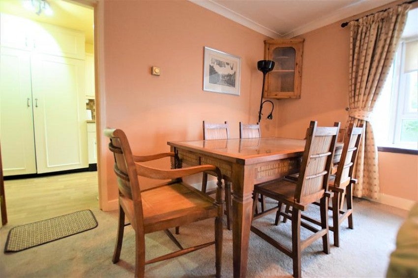 Flat Prestbury Road in Macclesfield
