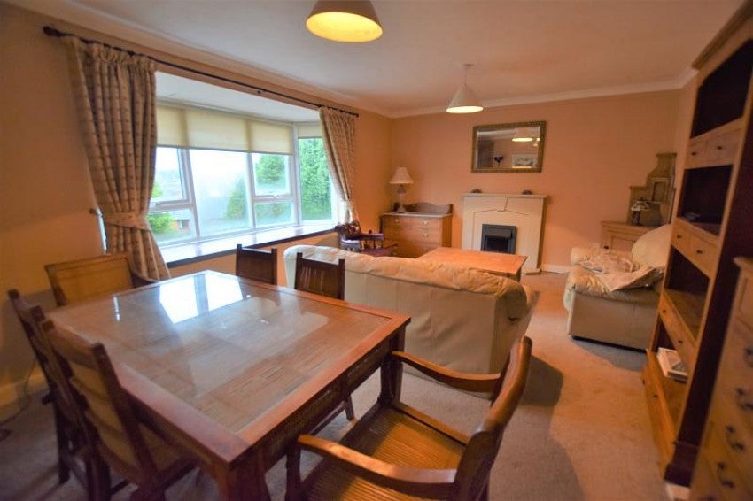 Flat Prestbury Road in Macclesfield