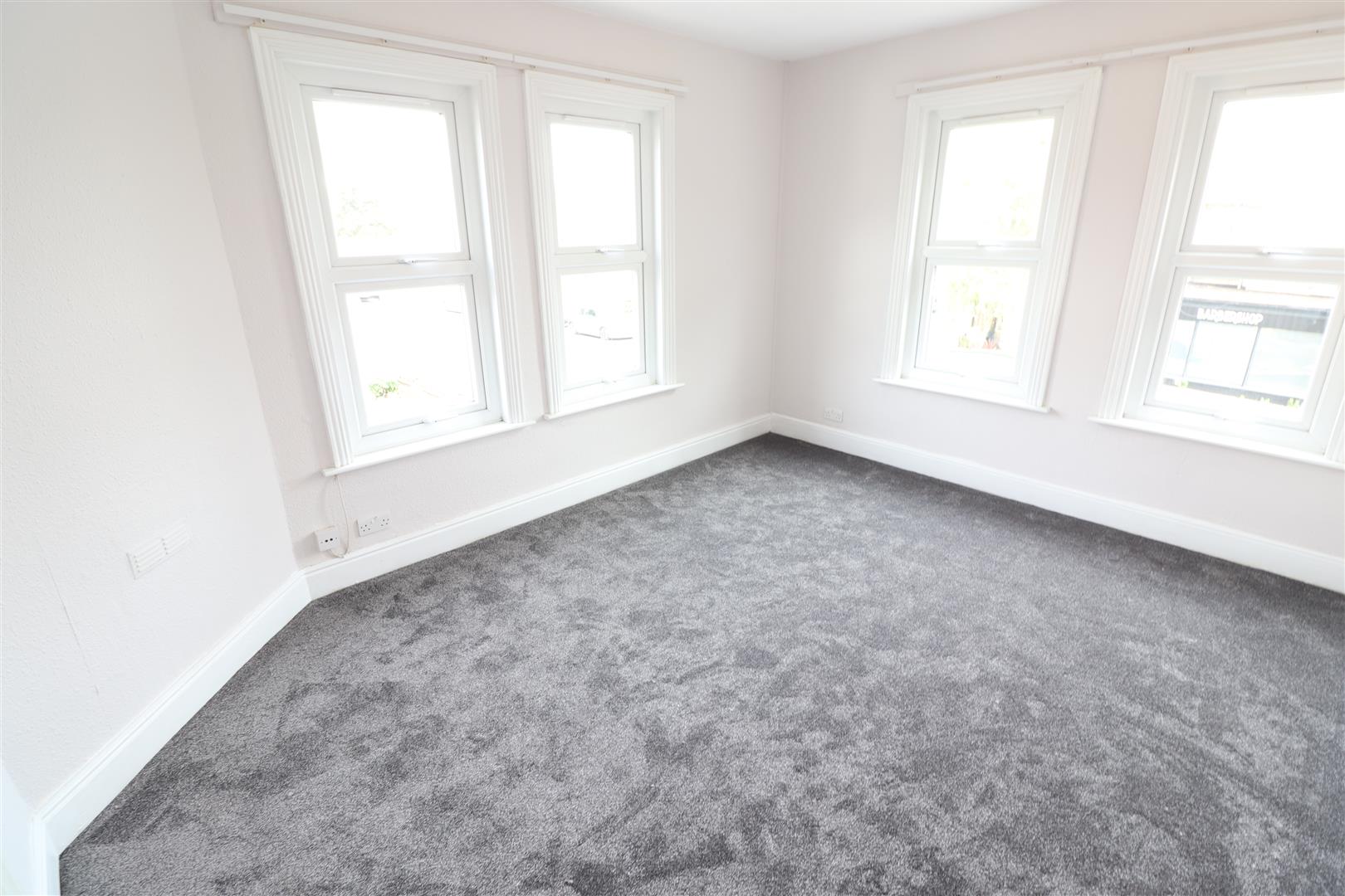 Flat Wellingborough Road in Rushden
