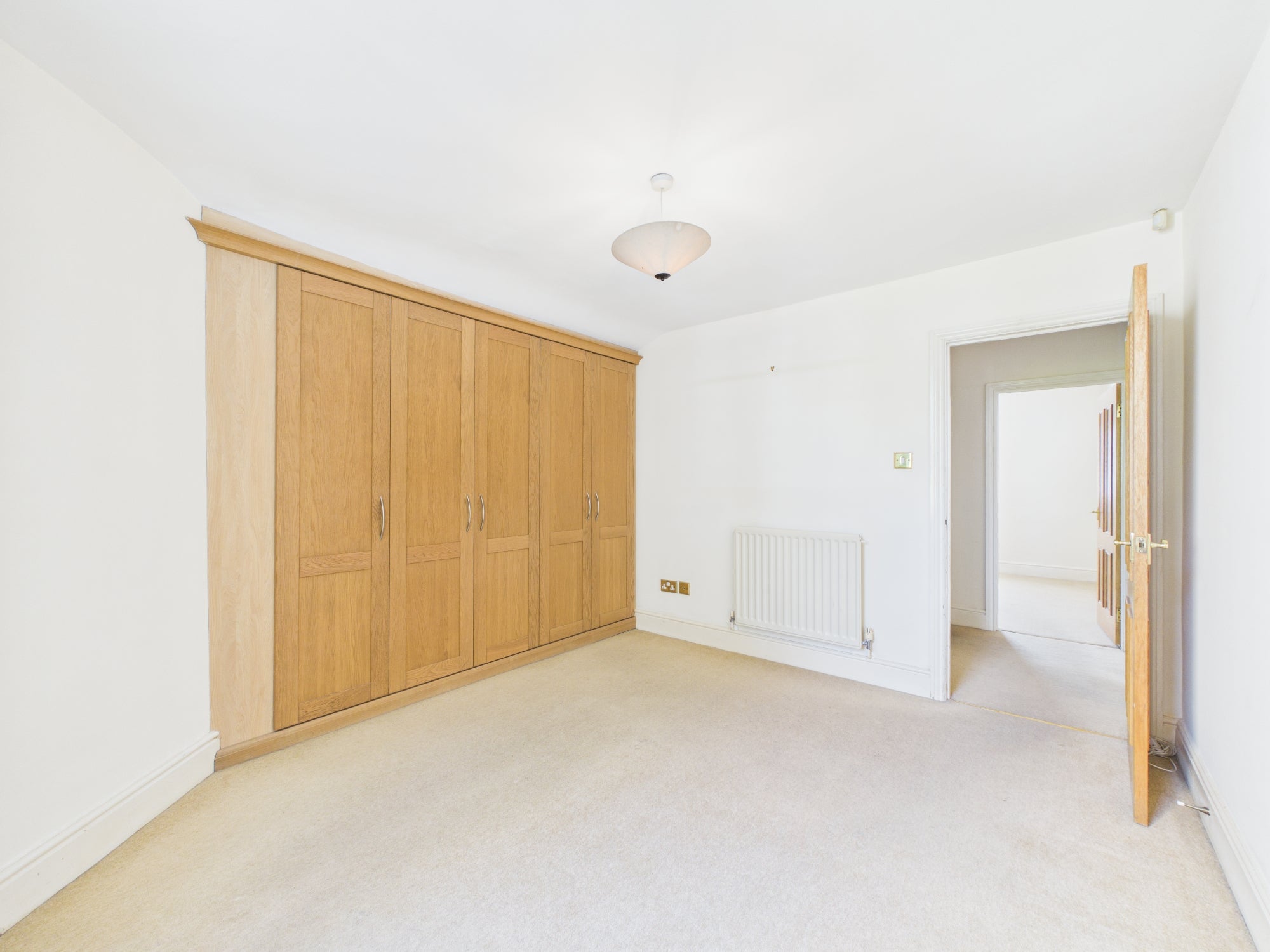 Flat Cambray Place in Cheltenham