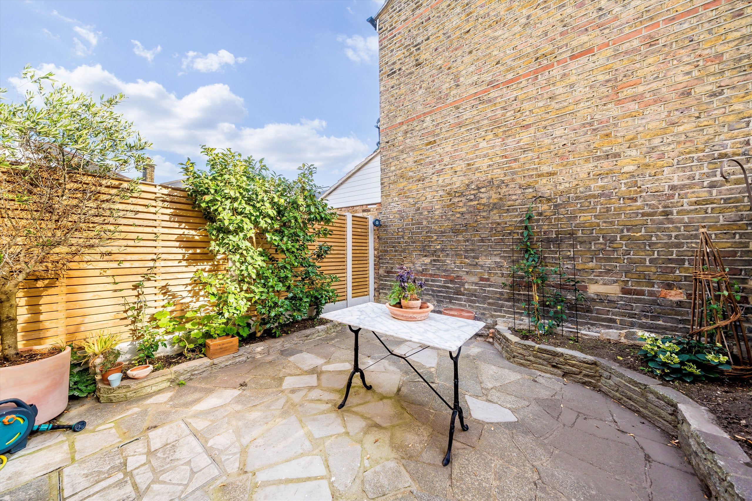 House Prince's Road in Greater London