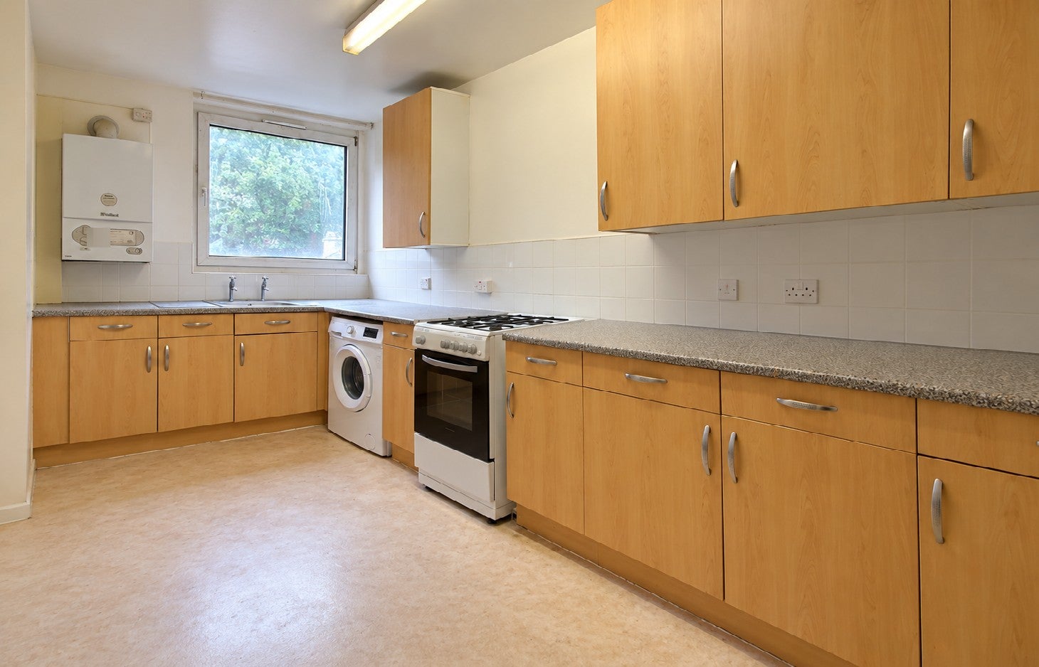 Flat Abinger Grove in Greater London