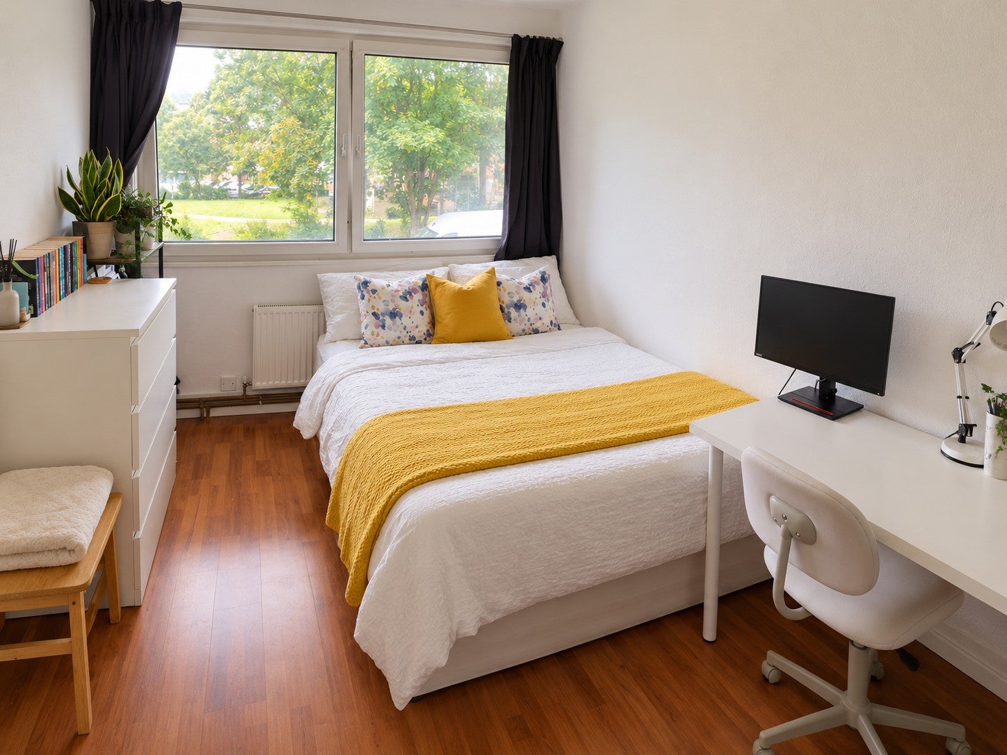 Flat Abinger Grove in Greater London