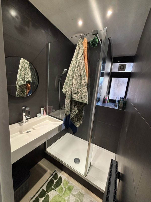 Room Bishops Way in Greater London