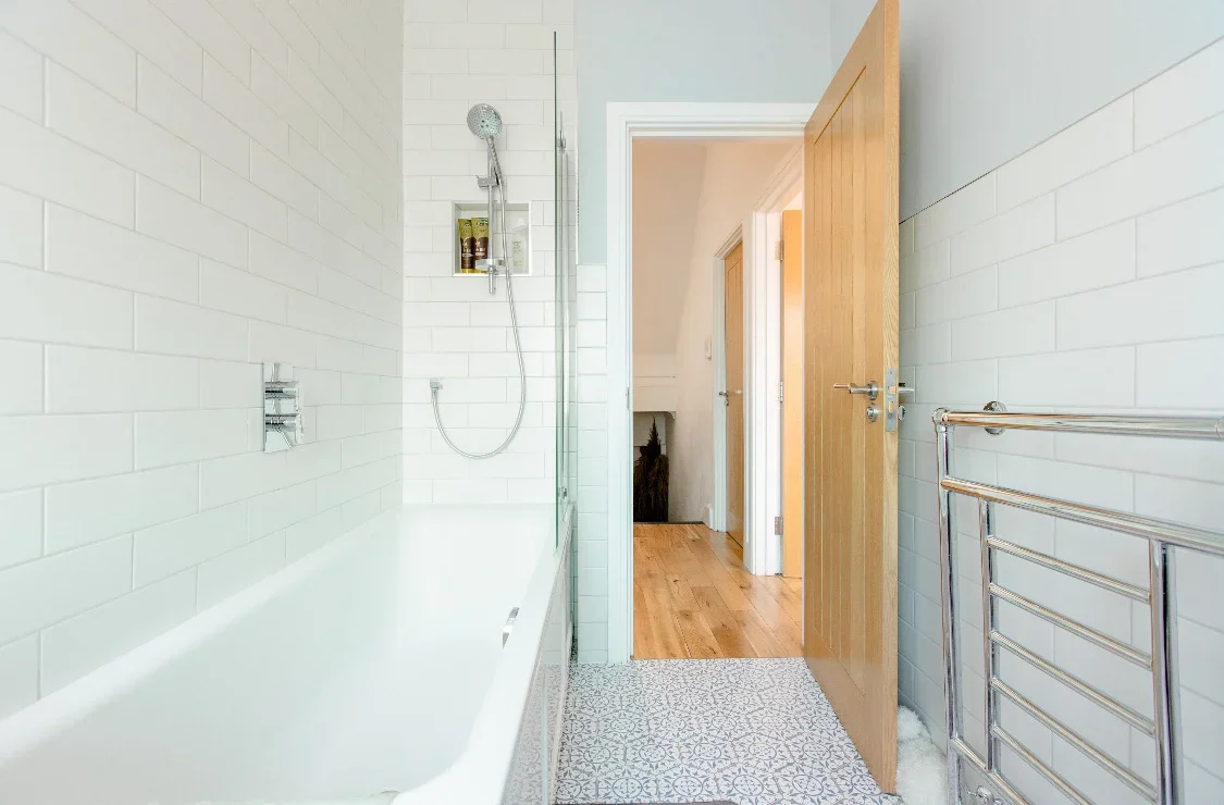 Room Sharsted Street in Greater London