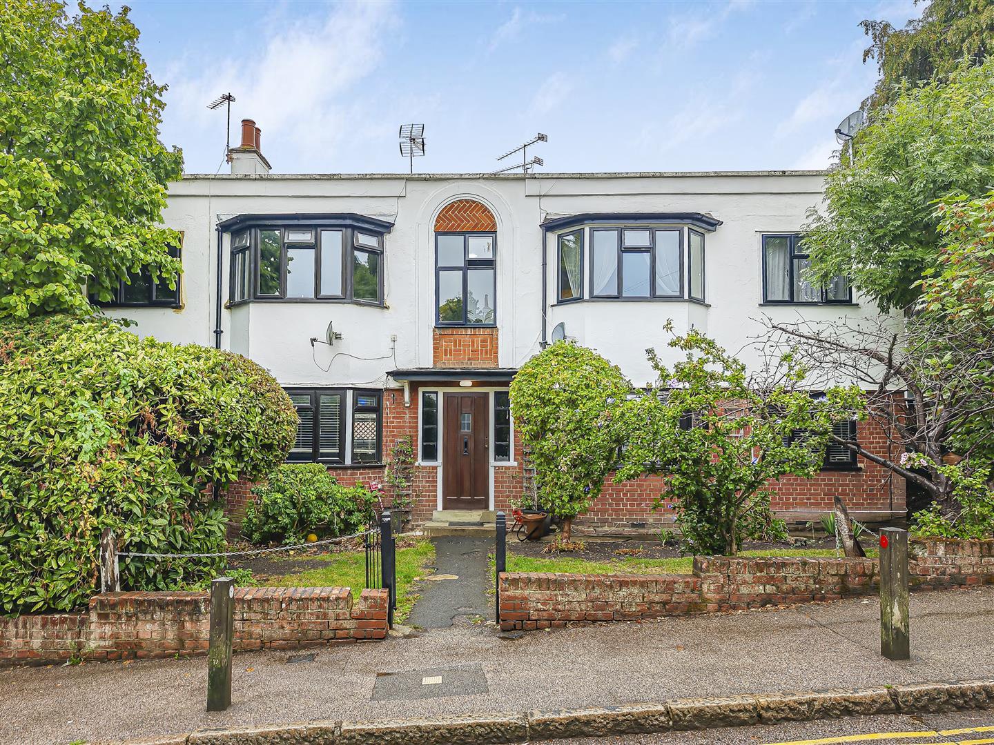Flat York Crescent in Epping Forest