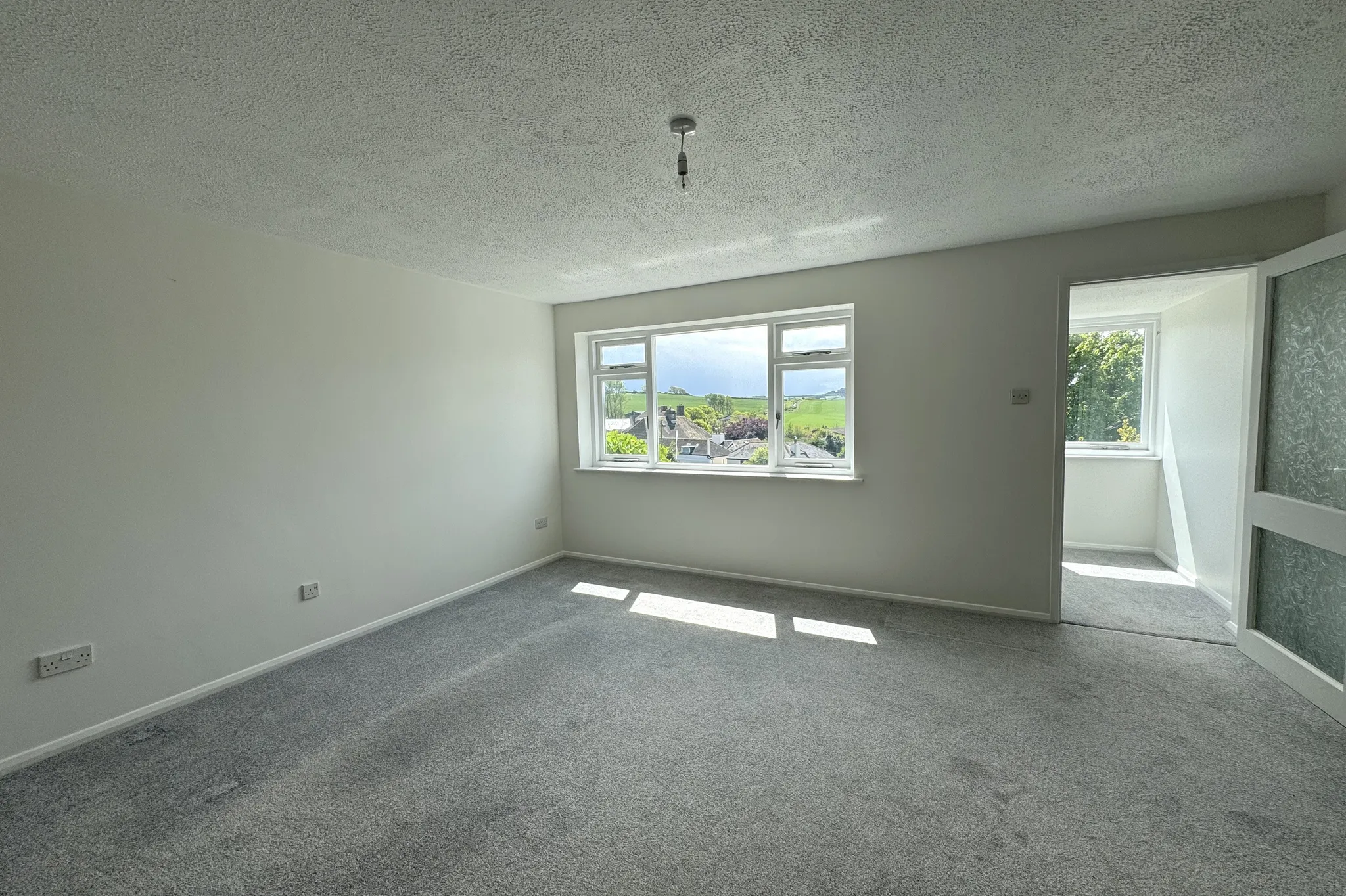 House Saunders Way in South Hams