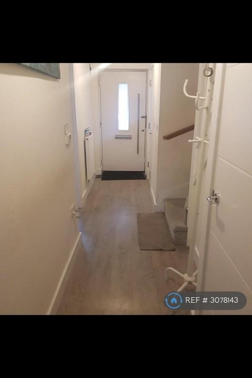 Room Tidman Road in Reading