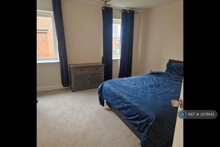 Room Tidman Road in Reading