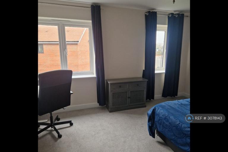 Room Tidman Road in Reading