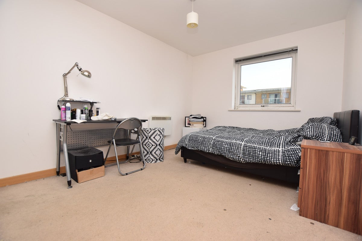Flat Caelum Drive in Colchester