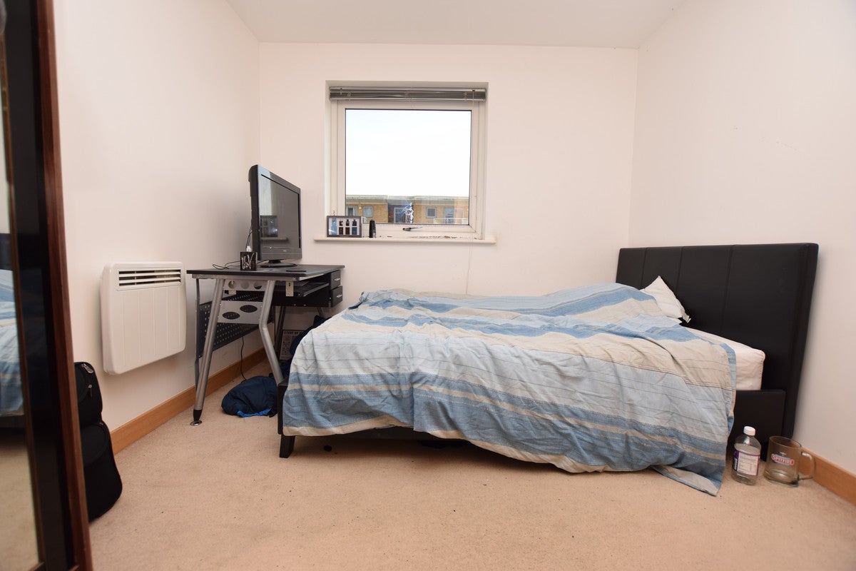 Flat Caelum Drive in Colchester