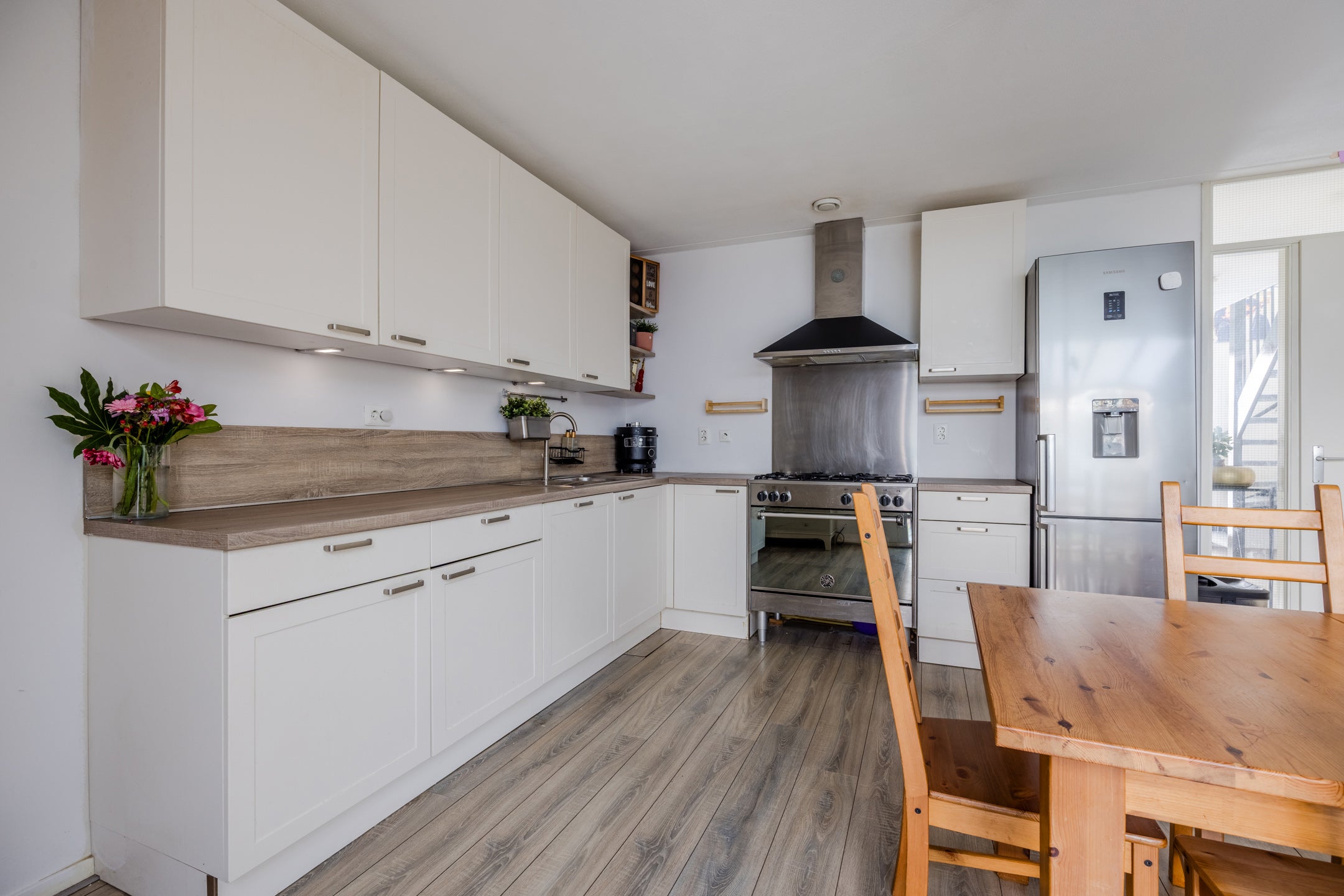 Tussenwoning te koop: Vlamenburg 208, 'S-Gravenhage